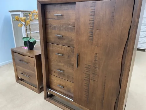drop-leaf-table-Ionia-MI-6-30-26-007